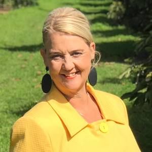 Meet your Posher, Tina